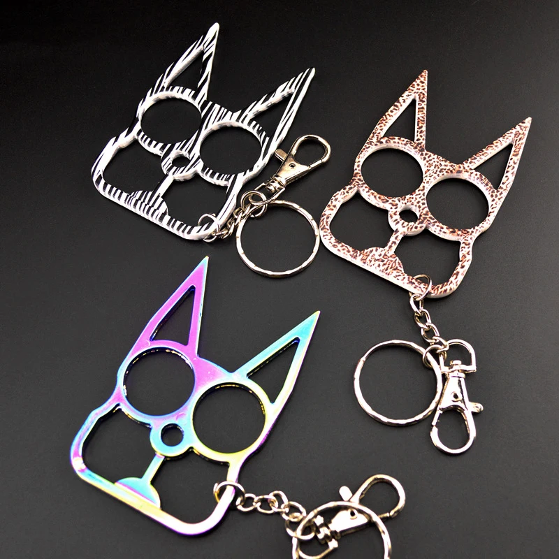 

Portable Cute Cat Keychain Car Window Breaker Broken Window Escape Car Safety