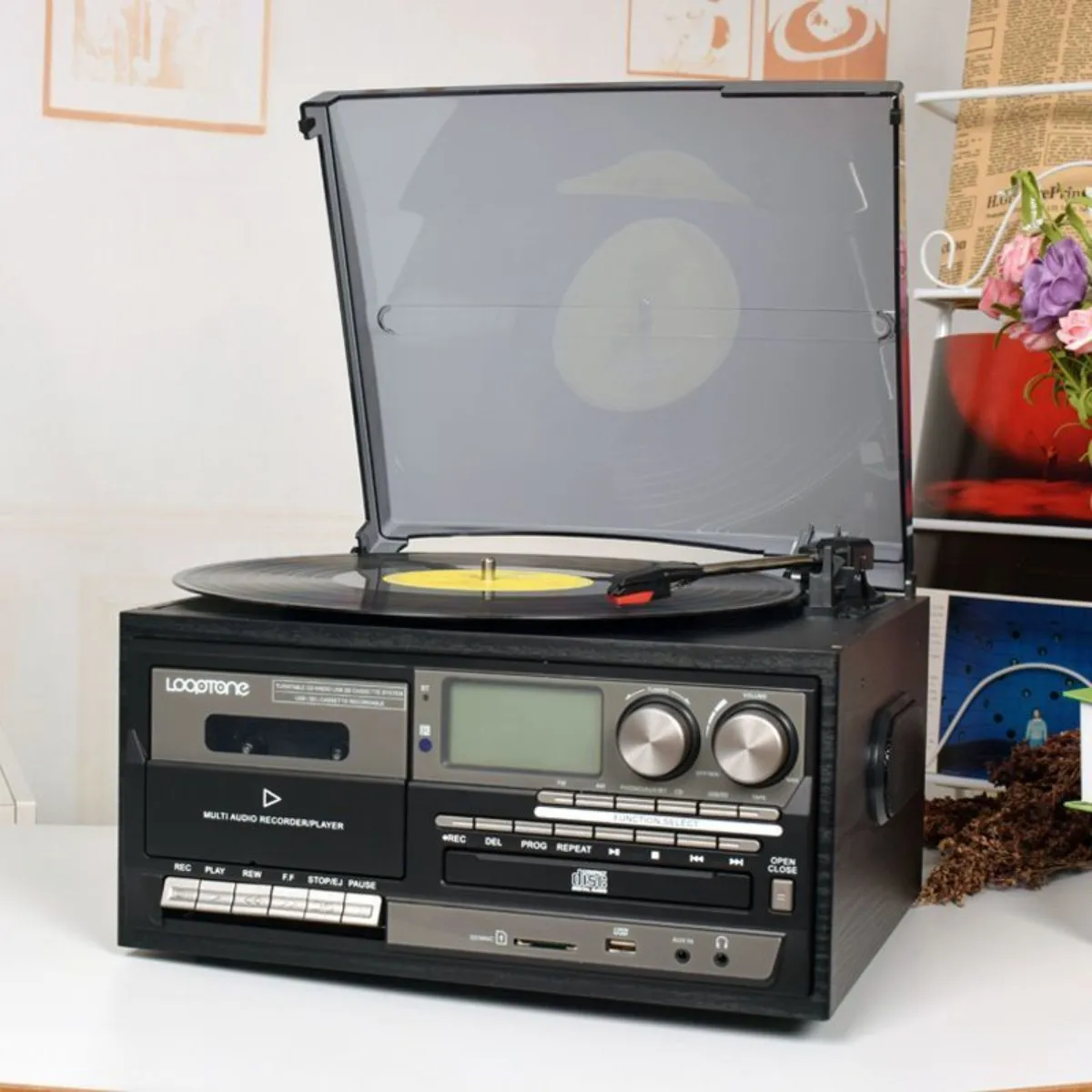 Фото Ретро-проигрыватель 18CD, 4-в-1 проигрыватель с CD/USB/Bluetooth, конвертер LP в MP3 для домашнего декора. №1
