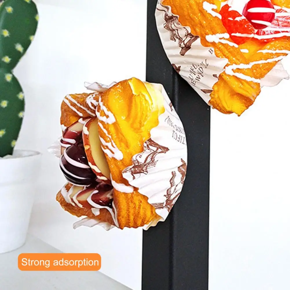 

Relieve Boredom Handmade Fluffy Touch Simulation Bread Squeeze Toy Photograph Props