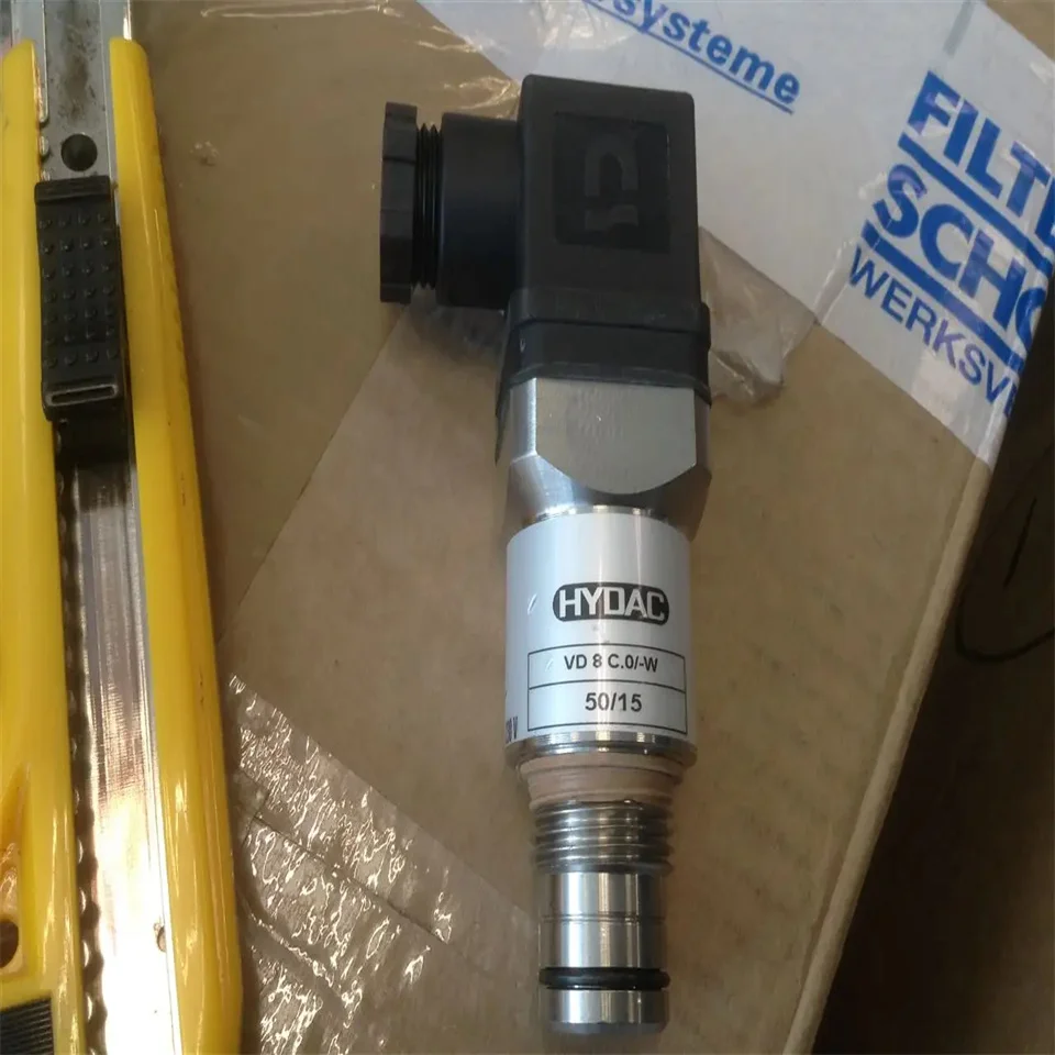 Индикатор дифференциального давления HYDAC VM 5 C.0 клапан преобразователя 3 D.0 /-L24-SO135