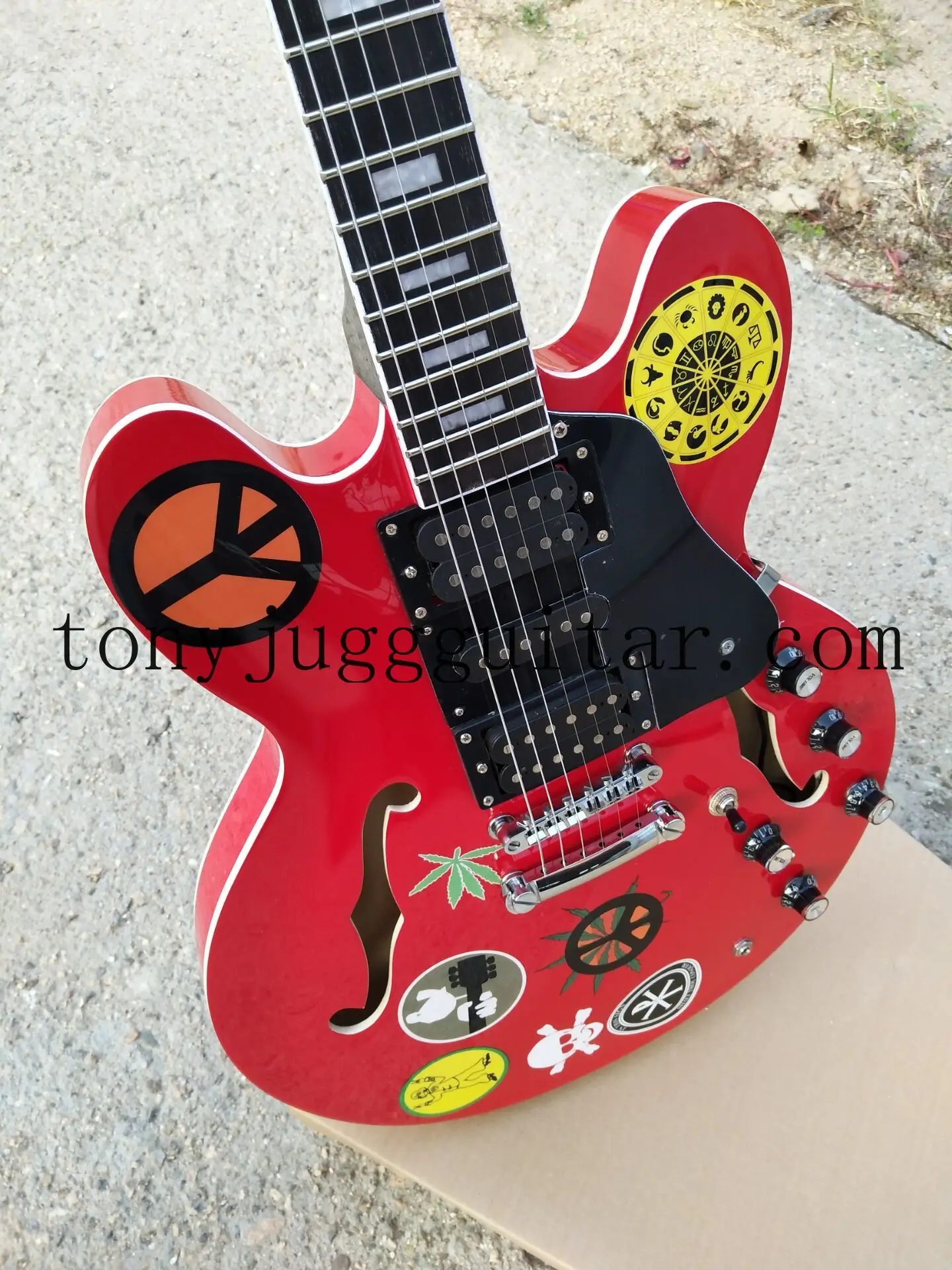 

Rhxflame Custom Shop Alvin Lee Semi Hollow Body Big Red 335 Jazz Guitar Multi Stickers Top, Small Block Inlay, 60s Neck, 5 Knobs