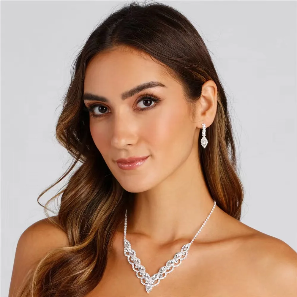

Wedding Women's Necklace Earrings Set Bridal Wedding Dress Necklace Dinner Dinner Party Accessories