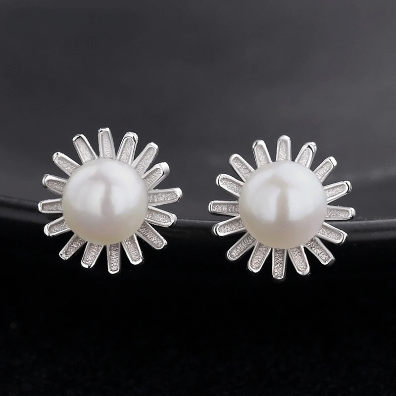 

2022 New Accessories Women S925 Sterling Silver Natural Pearl Sunflower Earrings Freshwater Pearl Temperament Quality Jewelry