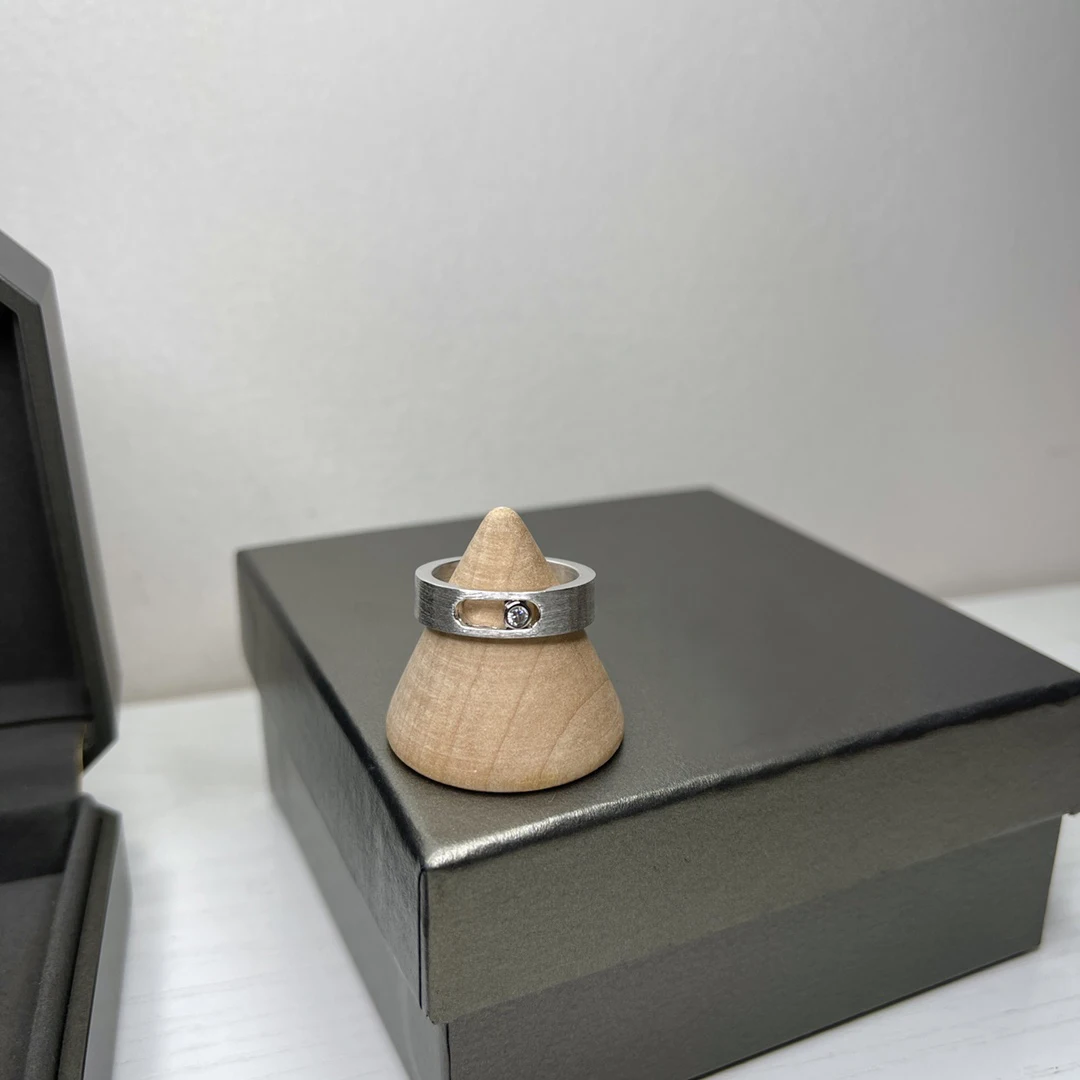 Классическое ювелирное кольцо из титановой стали для пары с одним бриллиантом