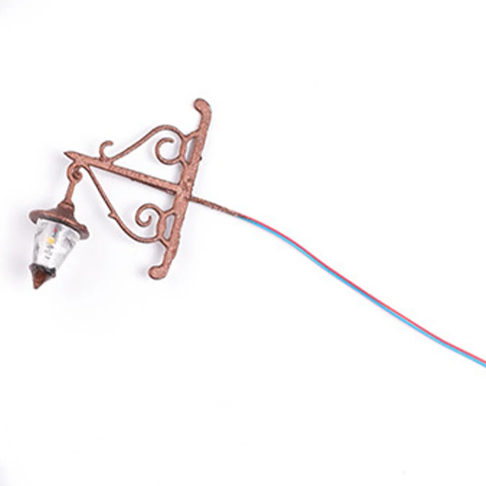 Рисунок 6 - крошечная настенная лампа мох модель