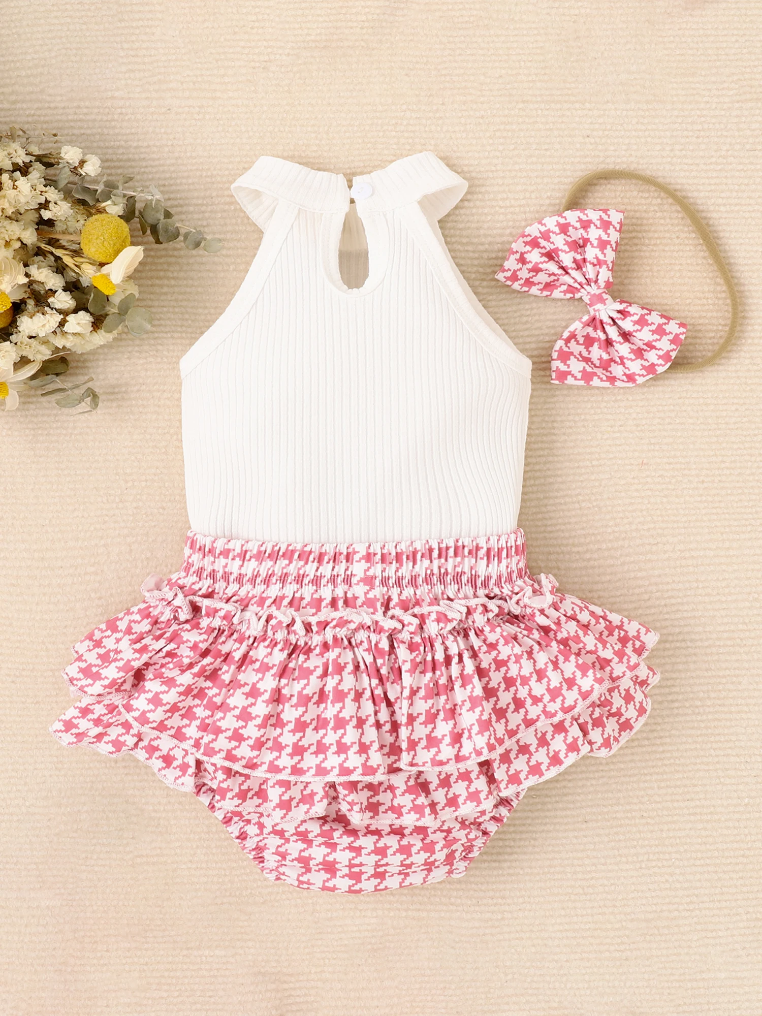 

Летний комплект из 3 предметов для маленьких девочек, топ без рукавов с вышивкой в виде сердца, шорты, повязка на голову, на возраст 0-24 месяцев