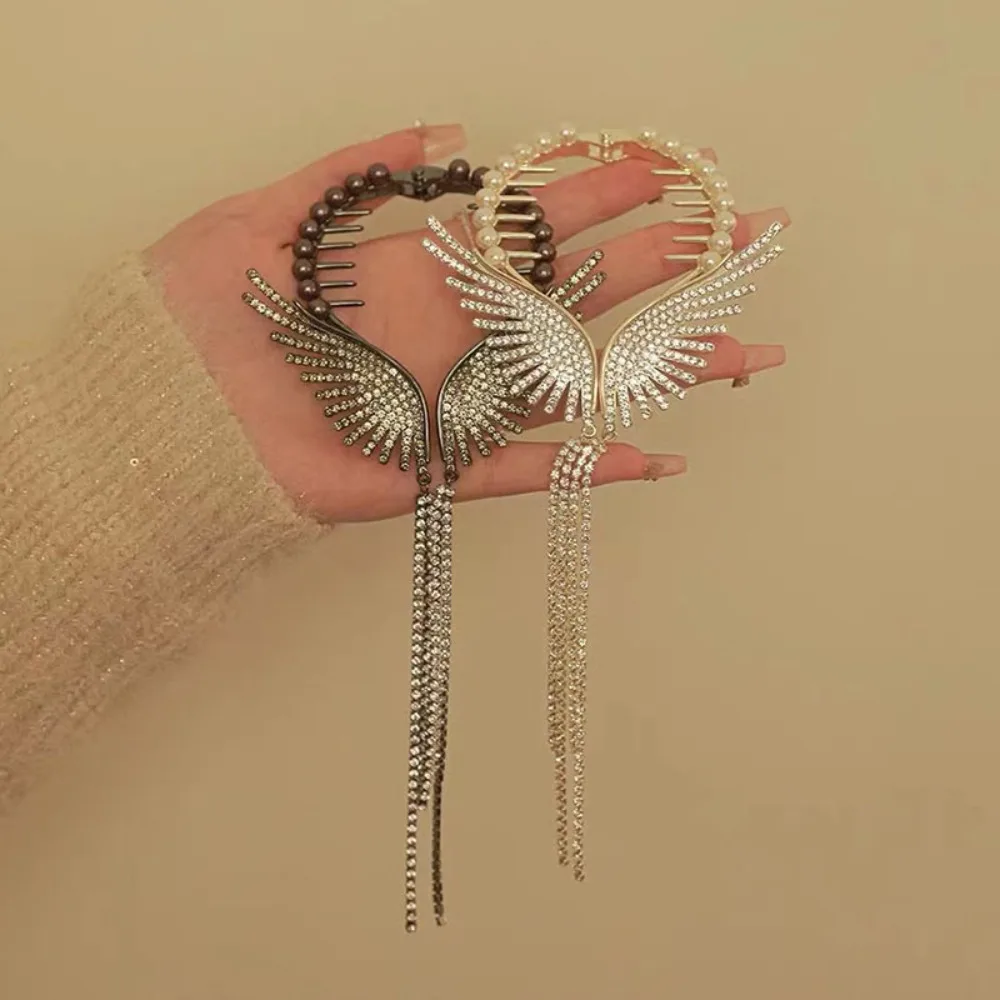 

New Butterfly Fashion Crystal Crab Clip Women Hairpin Hair Claw Hair Clips