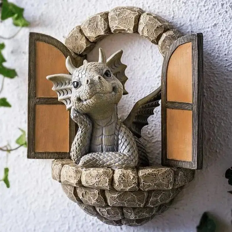 

Садовая скульптура дракона из смолы