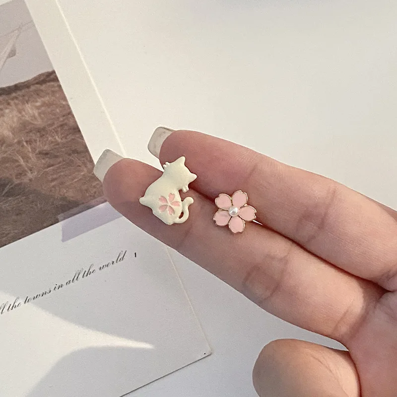 

Cute Flower Cat Stud Earrings Lovely Kitten Animals Ear Stud Personality Female Summer Wholesale Elegant Jewelry Accessories