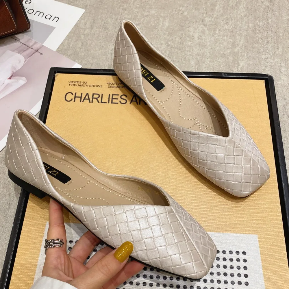 2022 New Arrival Women Casual Loafers Square Toe Slip-On Comfortable Office Ladies Work Driving Party Woman Flat Single Shoes