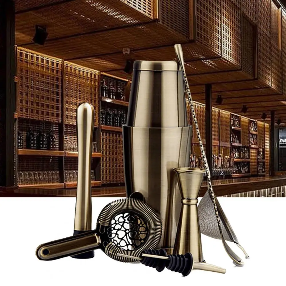 

7Pcs/Set Drinks Shaker Set Cocktail Shaker Portable Rust-proof Stainless Steel Wear Resistant Cocktail Mixers Set for Pub