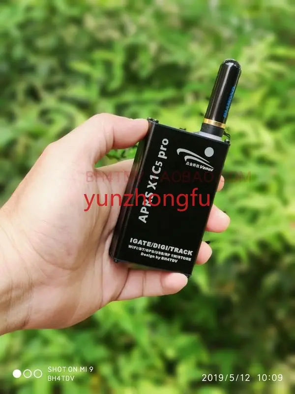 

APRS X1C5 Jalur Gerbang Portabel IGATE GPS USB 400D Yang System с Bluetooth WIFI Bawaan