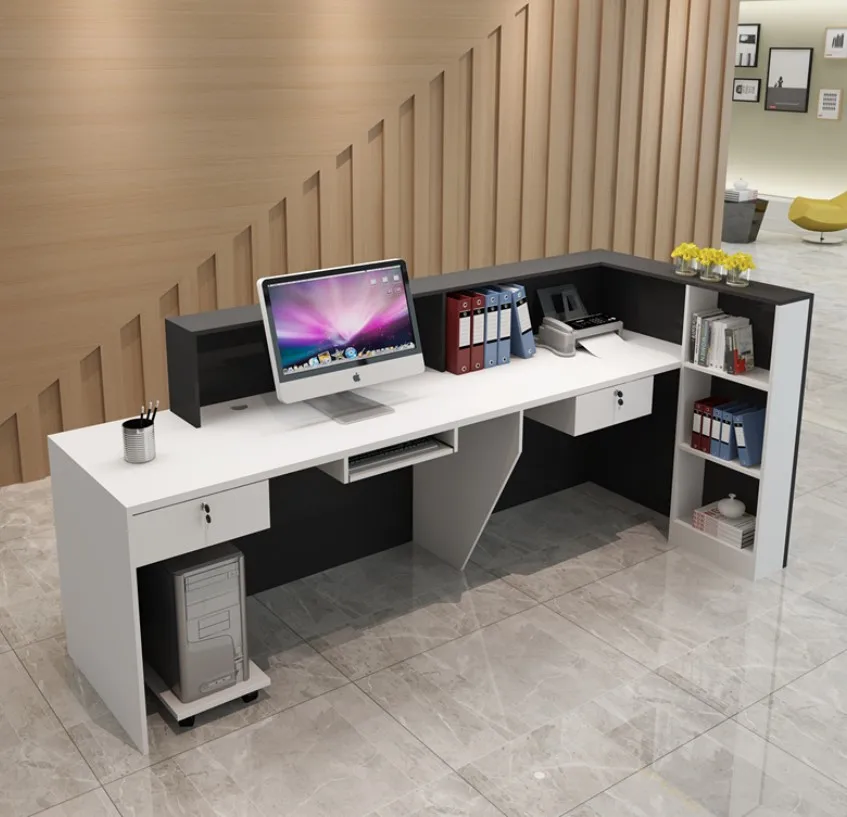 Панель стандартного размера L-образная стойка Современная офисная регистрации