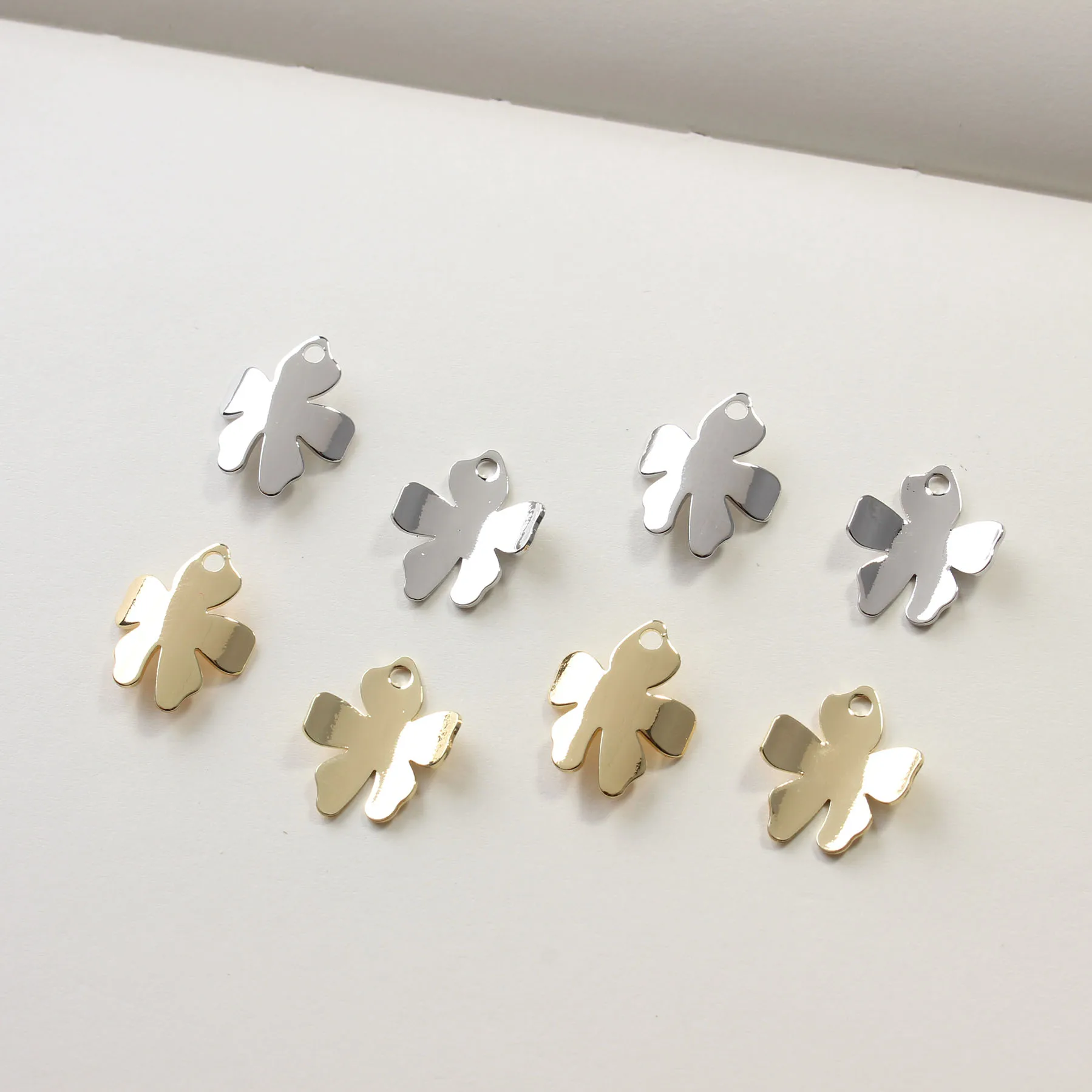 

Small Flower Five-petal Flower Pendant Color-preserving Electroplating Diy Handmade Material Accessories