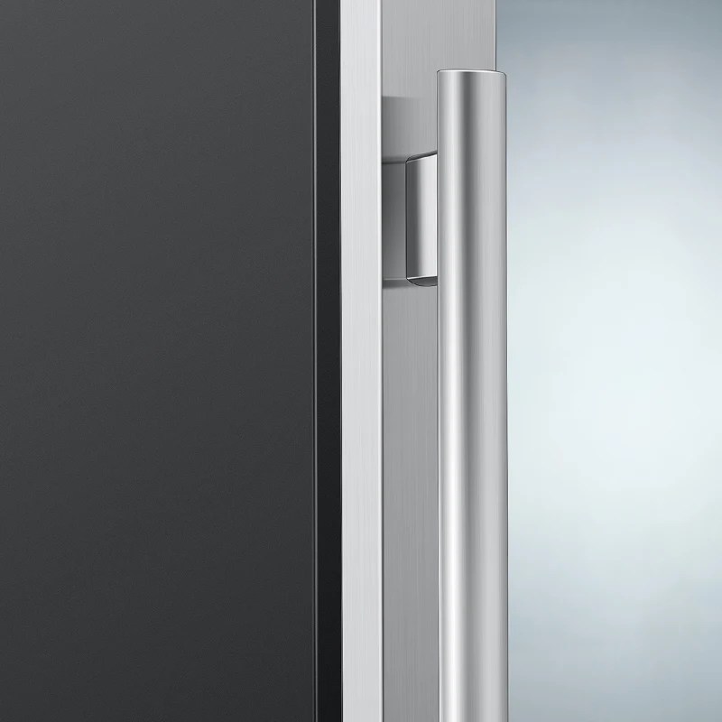 Старый охладитель холодильник для домашнего использования консольный говядины