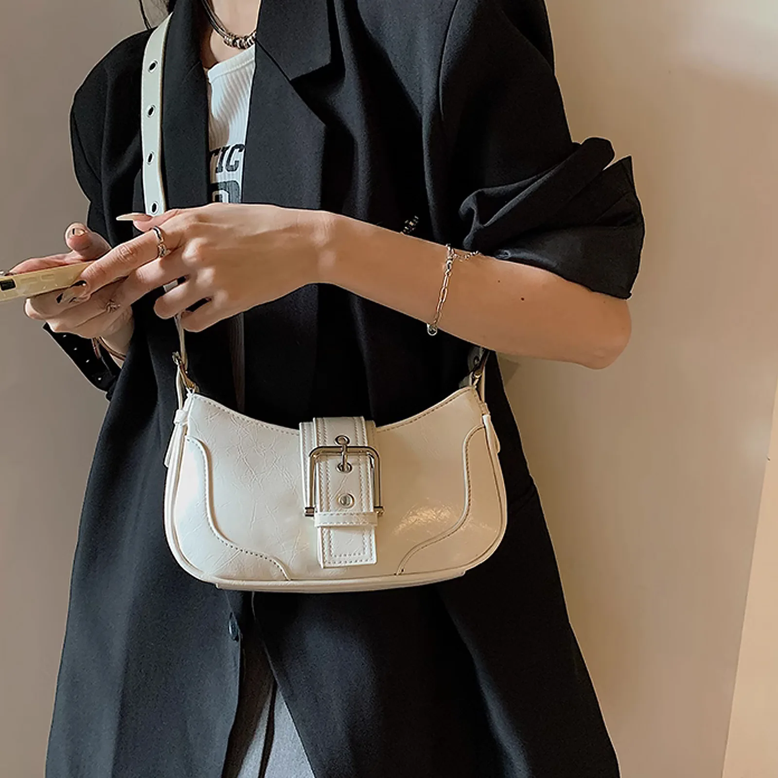 

Новая сумка из воловьей кожи для женщин, новинка 2023, винтажная сумка через плечо, маленькая сумка через плечо