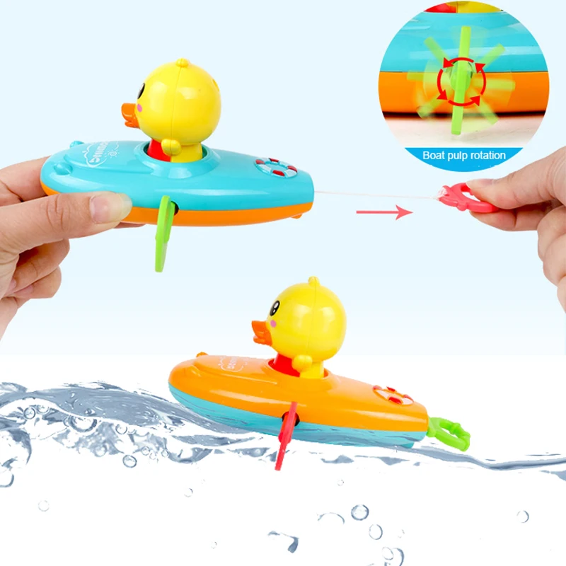 

1 pcs Cute Cartoon Duck Bath Toys Classic Water Toy Back Rowing Boat Baby Bathing Swim Duck Chain Clockwork Toy for Children