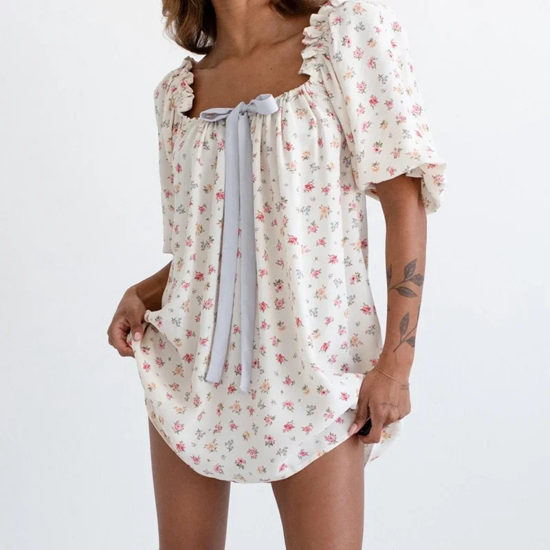 Платье-мини женское с квадратным вырезом пышными рукавами и принтом