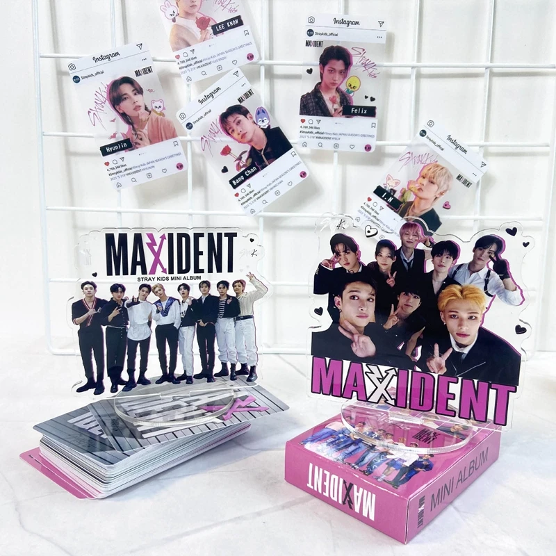 

KPOP Stray Kids Group MAXIDENT New Album Acrylic Stand HD Printed CHANGBIN HYUNJIN Photo Figures Standing For Fans Collection
