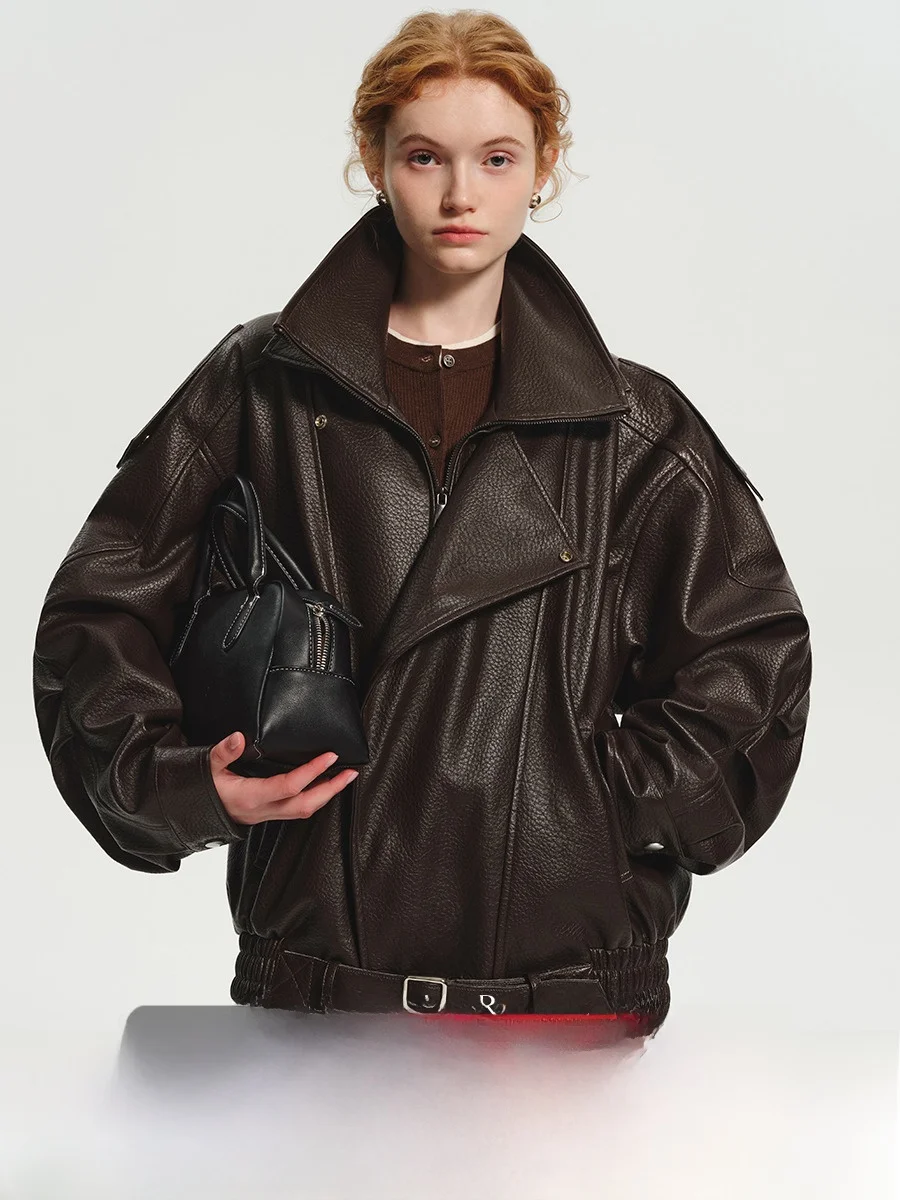  плюс коричневое кожаное пальто Emed верхняя одежда женская ретро-профильная