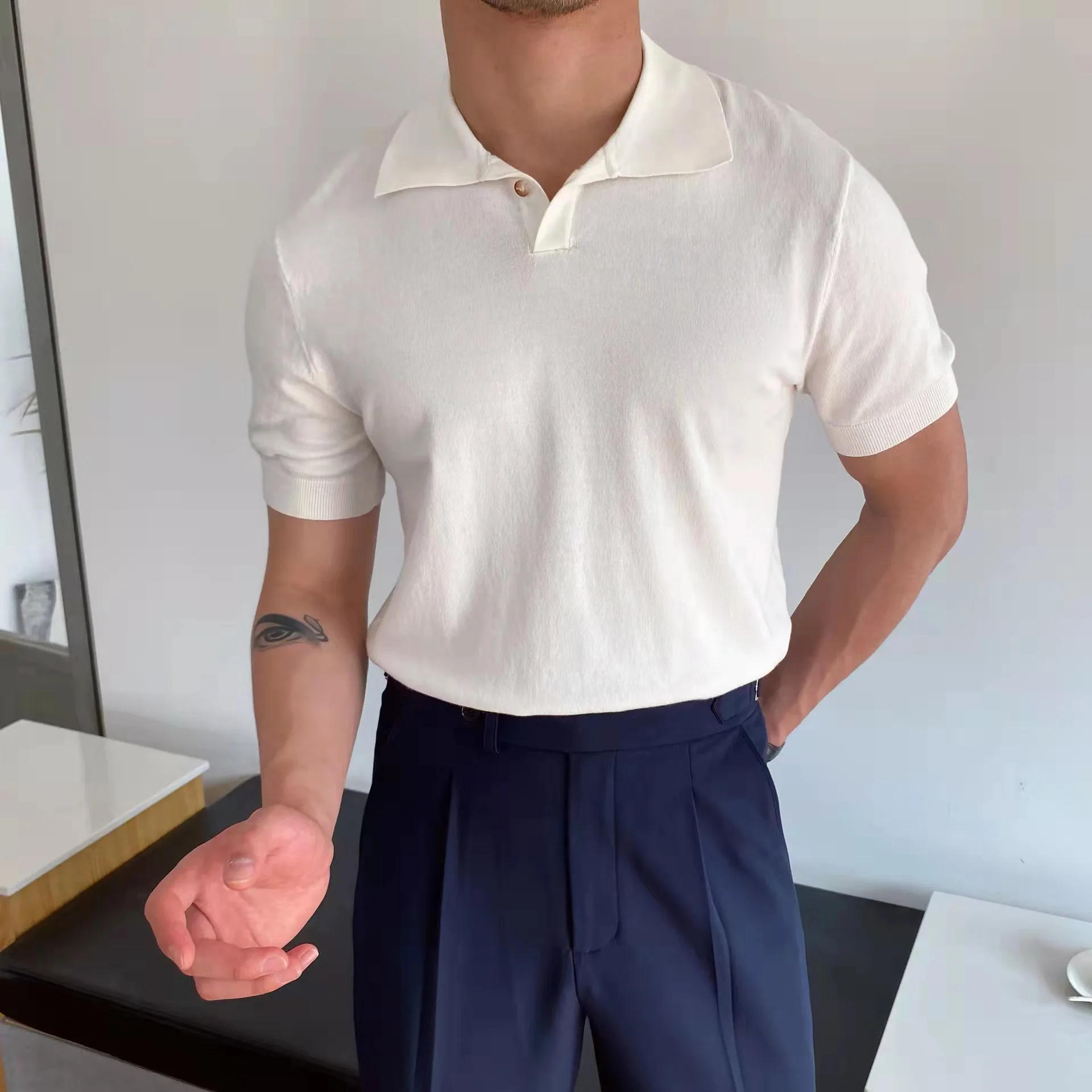 

2022 Grade New Summer Mens Polo Shirts Short Sleeve Turn Down Collar Button Casual Knit Solid Tees Tops Fashions Men Clothing