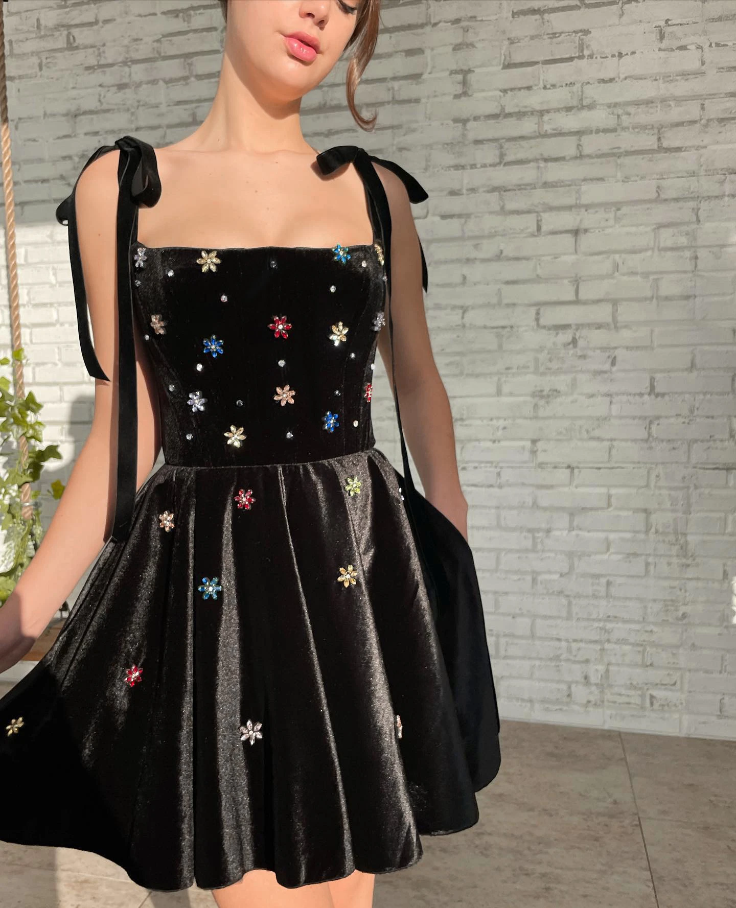 

Shiny Women Sequins Glitter Dresses Stage Elegant Ladies 2022 Fashion Party Evening Romantic Summer Dress Colorful Floral Show