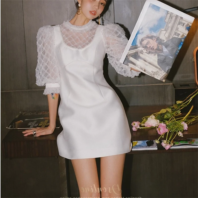 

French Style Puff Sleeve Summer Party Dress Pearls Beading See Through Lace Patchwork White Mini Dresses A-Line Elegant F092