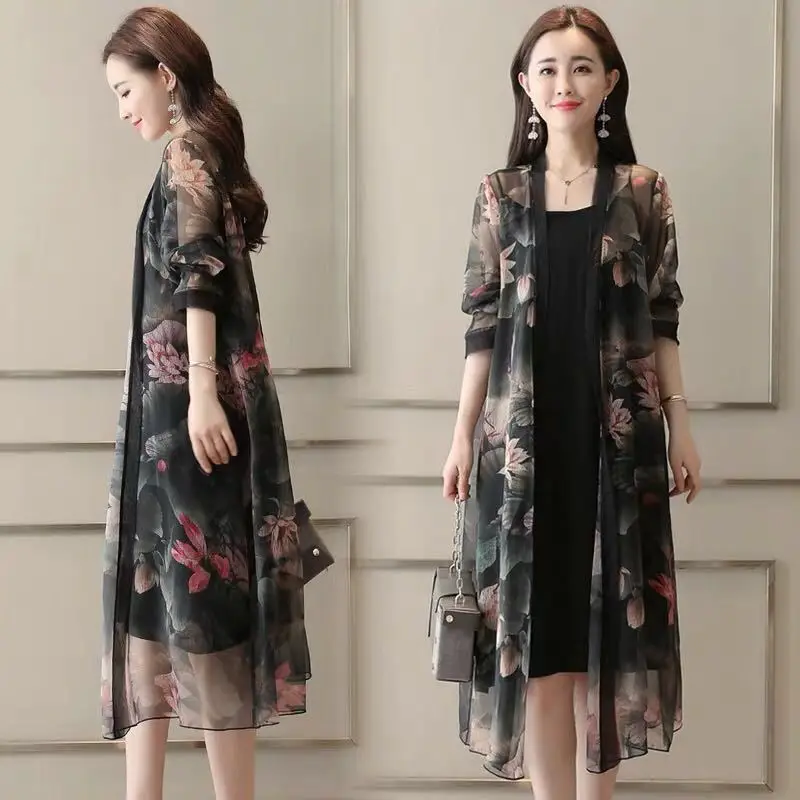 

Women 2022 Summer Printed Sun Protection Cape Blouses Female Casual Cover Up Shirt Sunscreen Floral Long Cardigan Tops G68