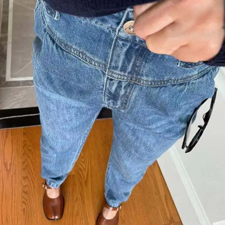

Summer 2022 New Saturn Embroidered Vintage Blue High-Waist Jeans
