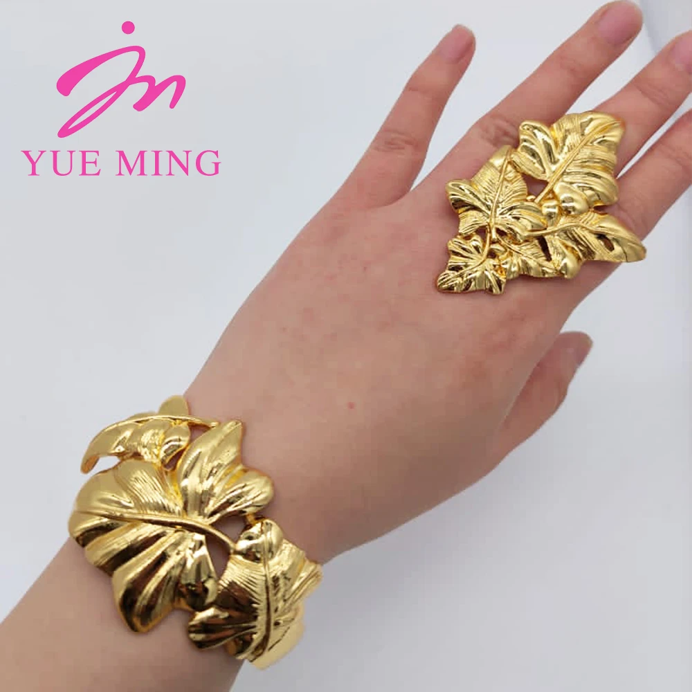 18K Gold Color Cuff Flower Bangle Ring For Women Moroccan France Dubai Luxury Copper Bracelet Jewelry Nigerian Party Wedding Gif