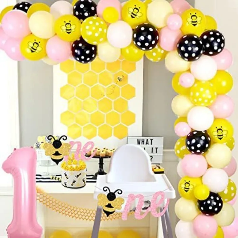 Комплект гирлянд из воздушных шаров-сюрпризов украшения на первый день рождения