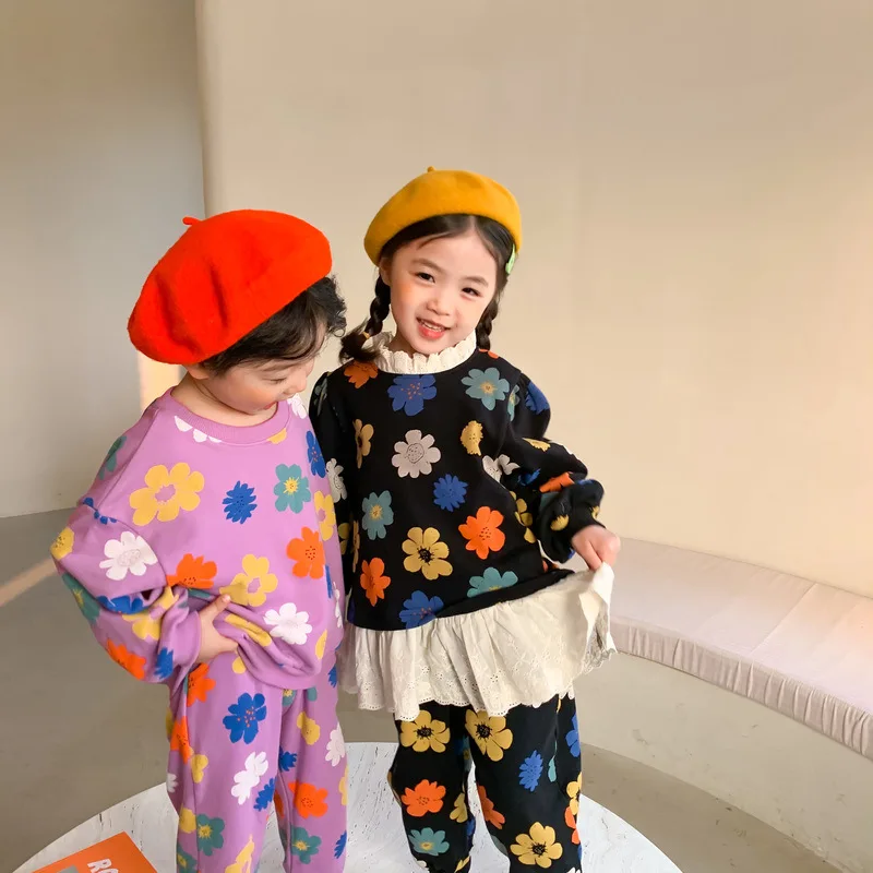 

Комплект одежды для девочек и мальчиков с цветочным принтом