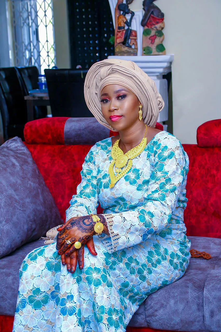 Высококачественный цветной водорастворимый Африканский шнур Zhenguiru, кружевная ткань, гипюр, шнур, кружева, ткани, нигерийское шитье A2874