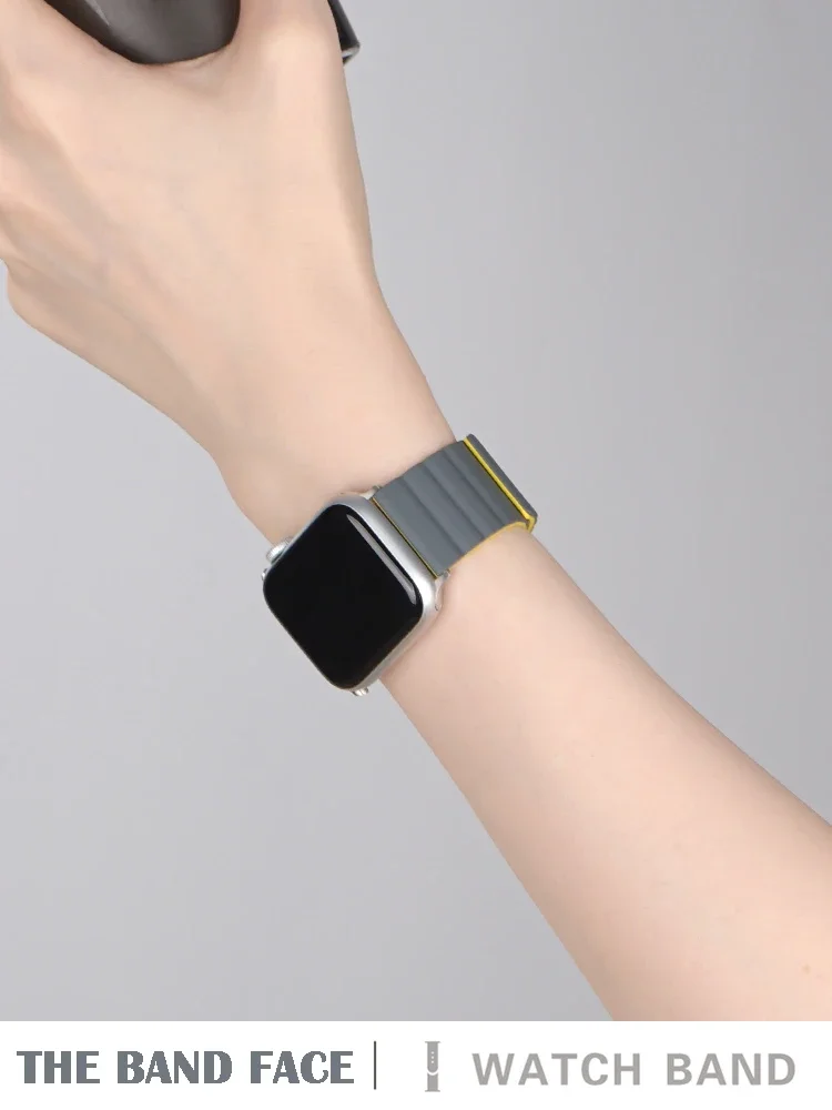 

Silicone Loop Strap For Apple Watch Band 45mm 41mm 40mm 44mm 38mm 42mm Watchband Magnetic Belt Bracelet IWatch Series SE 9 8 7 6