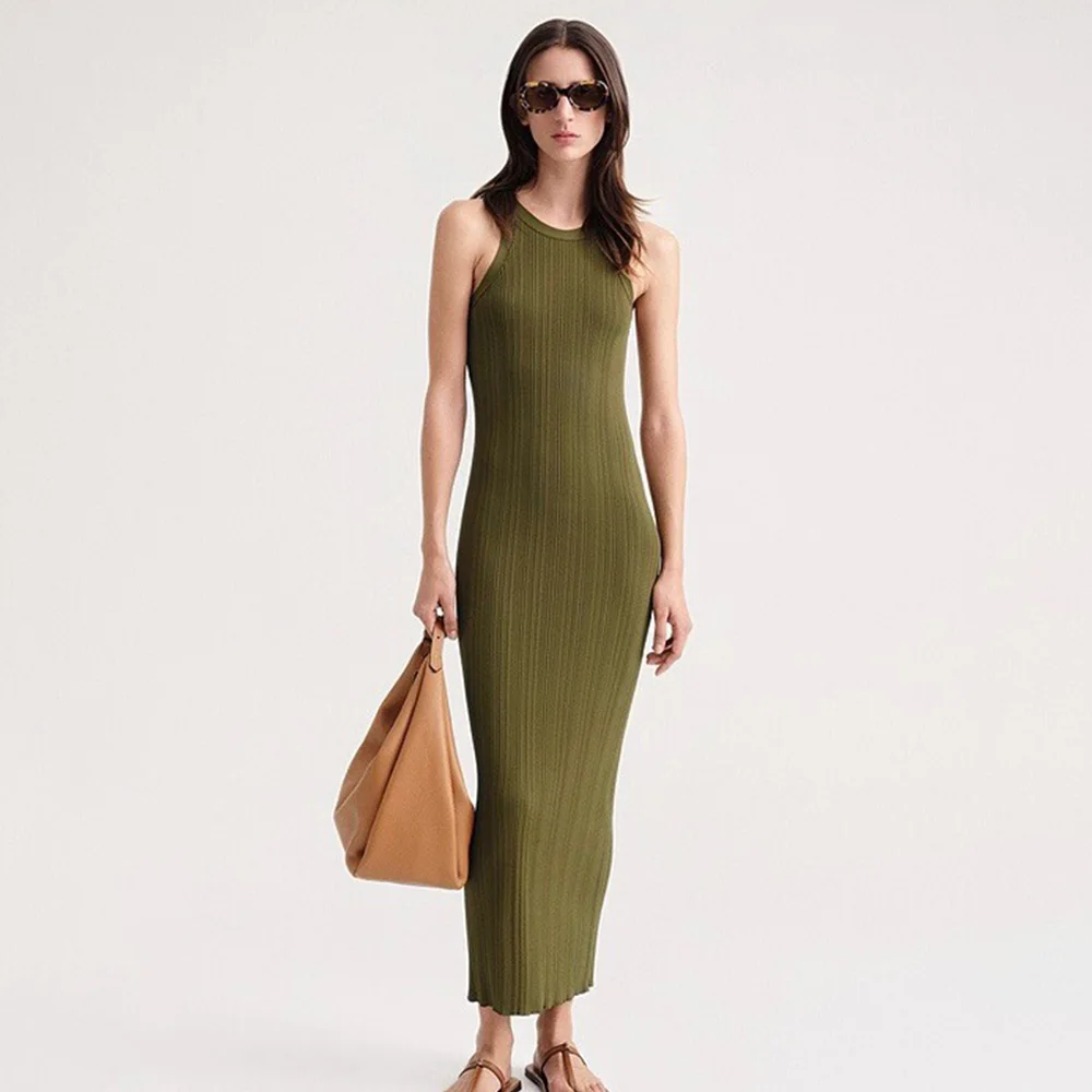 

Tot@e simple high elasticity slim body wrapping good elegance and charming sub-neck round threaded tank dress