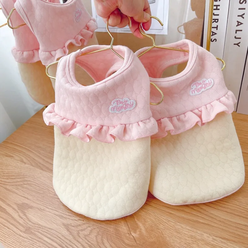 Комбинированный жилет для домашних животных без рукавов осенне-зимнее кружевное