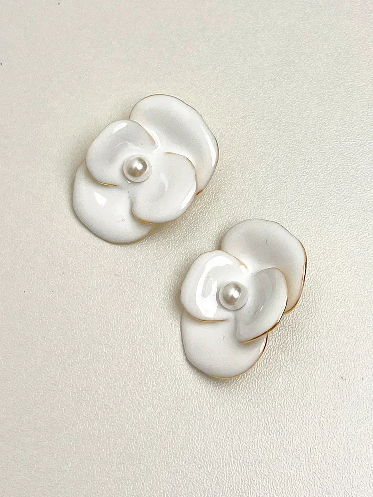 Красота Белый Цветок Жемчуг Уникальный Нишевый Дизайн Темперамент Премиум