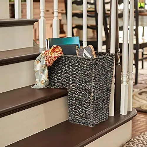 

BacBac Leaf Stair Basket, Natural