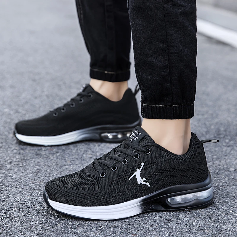 New Men's Sneakers Outdoor Running Sport Shoes Men Breathable Casual Sneakers Non-slip Air Cushion Tennis Shoes