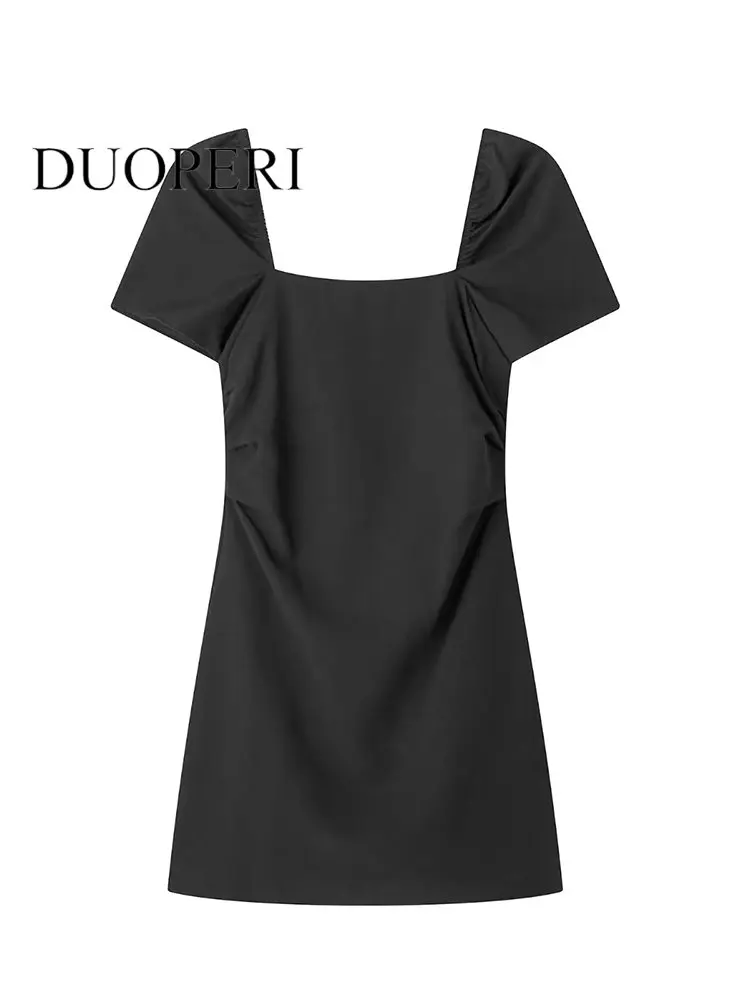 

Платье-мини женское черное на молнии с открытой спиной и квадратным вырезом