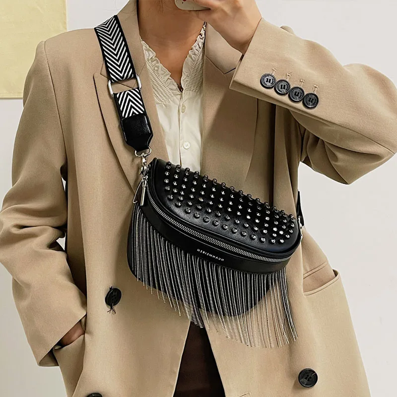 

Luxury Woman Chest Bag Fashion Tassel Leather Large Capacity Crossbody Chest Bag Women Waist Bag Casual Rivet Desing Travel Pack