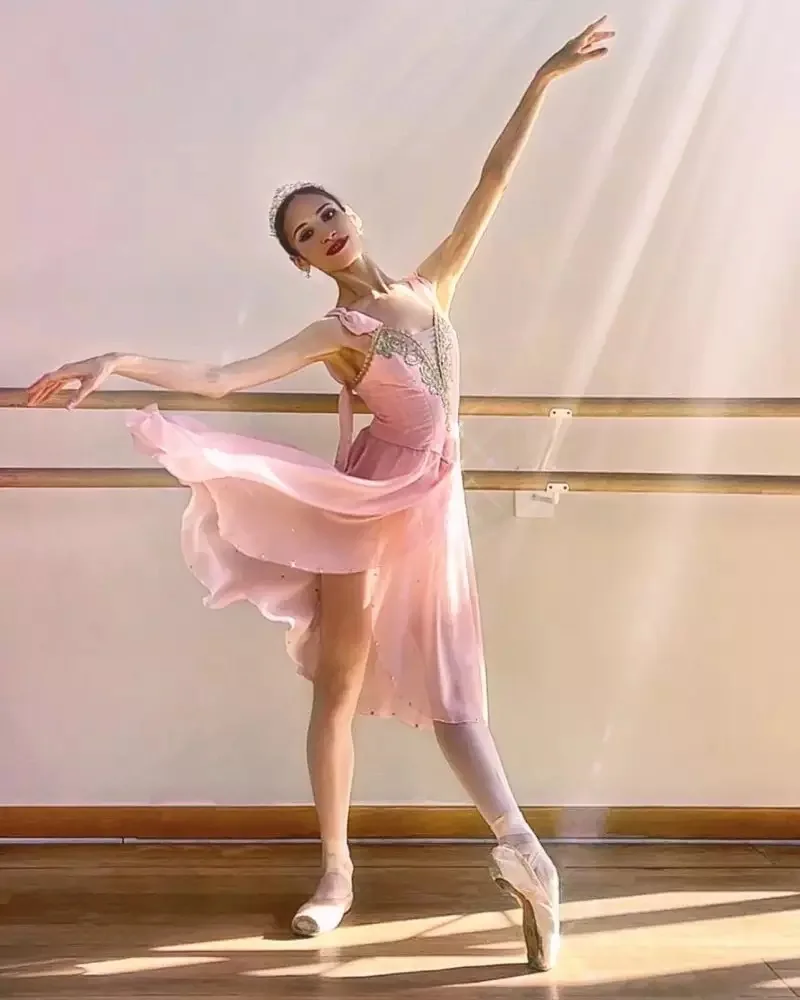 

Romeo and Juliet Classic modern ballet performance costume adult women's professional custom Cupid competition sling dress
