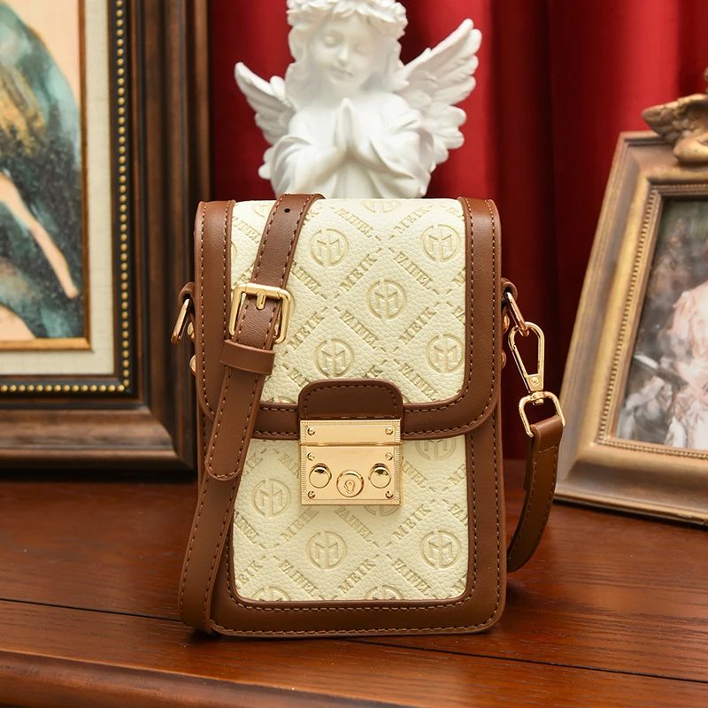 2023 New Mini Phone Bag Cosmetic Bag Fashion Messenger Bag Women's Fashion Street Versatile Contrast Light Luxury Crossbody Bag