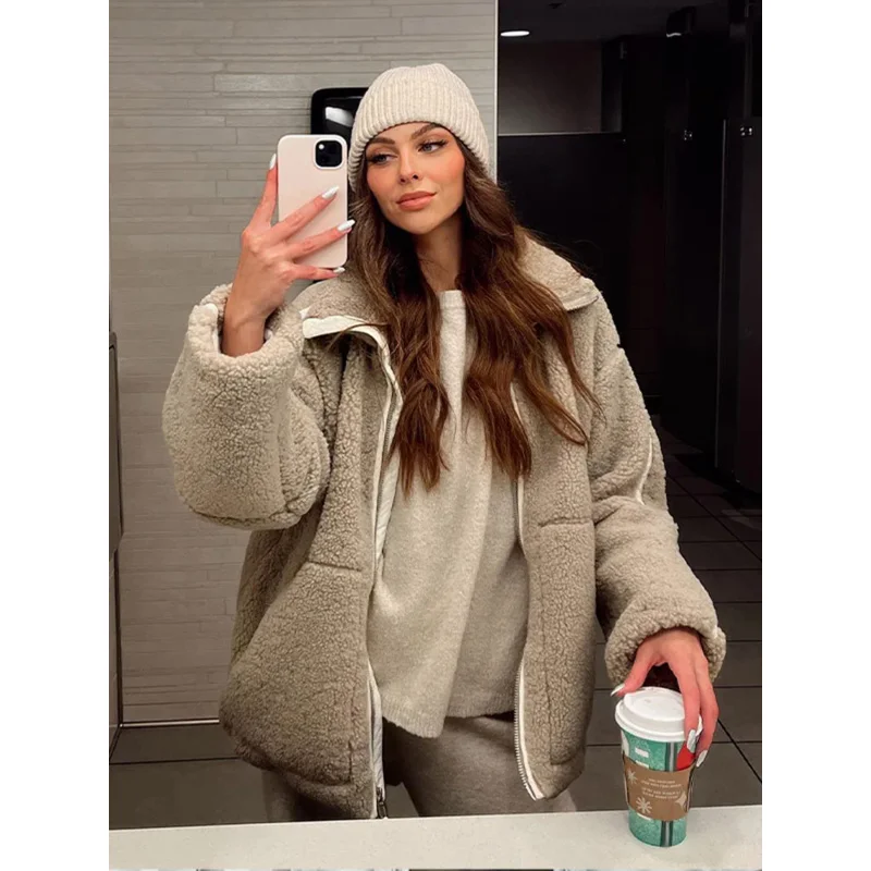 Рисунок 4 - Куртка женская оверсайз с длинным