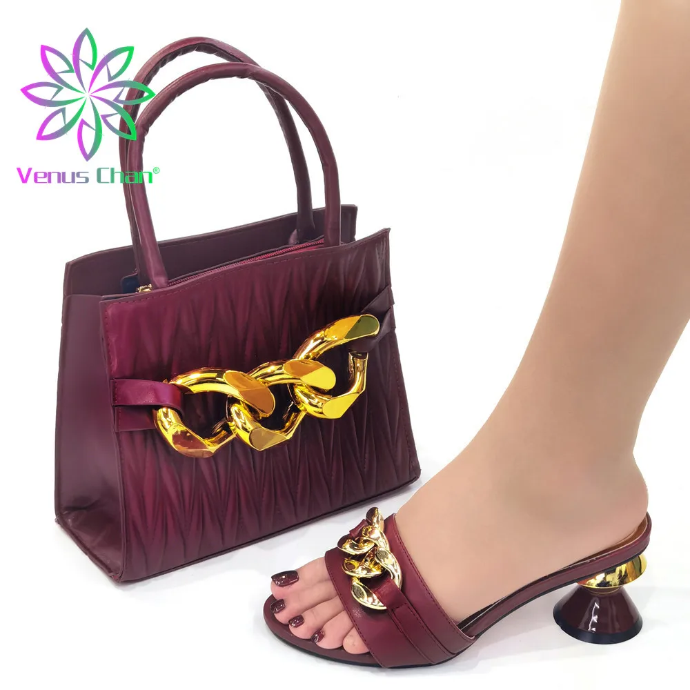 

2022 New Arrival Royal Wine Color Shinning PU material Ladies Shoes And Bag Set Decorated With Colorful Rhinestone For Party