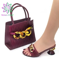 2022 new arrival royal wine color shinning pu material ladies shoes and bag set decorated with colorful rhinestone for party