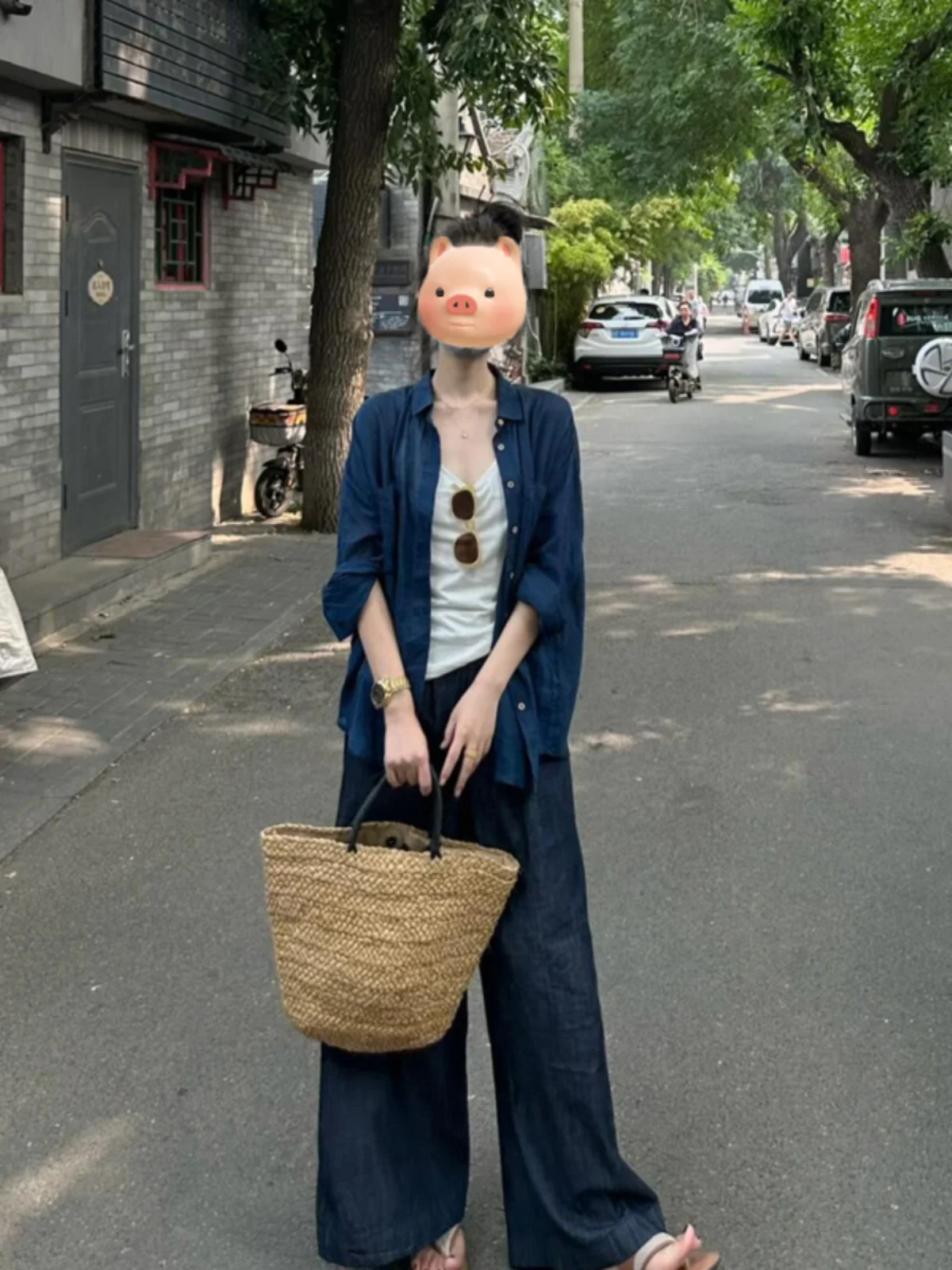 Женская джинсовая рубашка с длинным рукавом свободного покроя