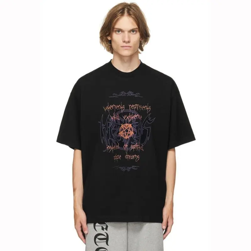 

VETEMENTS T-Shirt Sanskrit Alphabet Print Men Women High Street Loose Short Sleeves