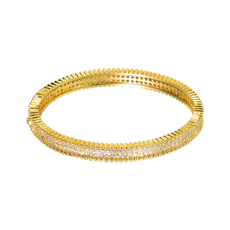 

Женский браслет из натурального камня, с фианитом