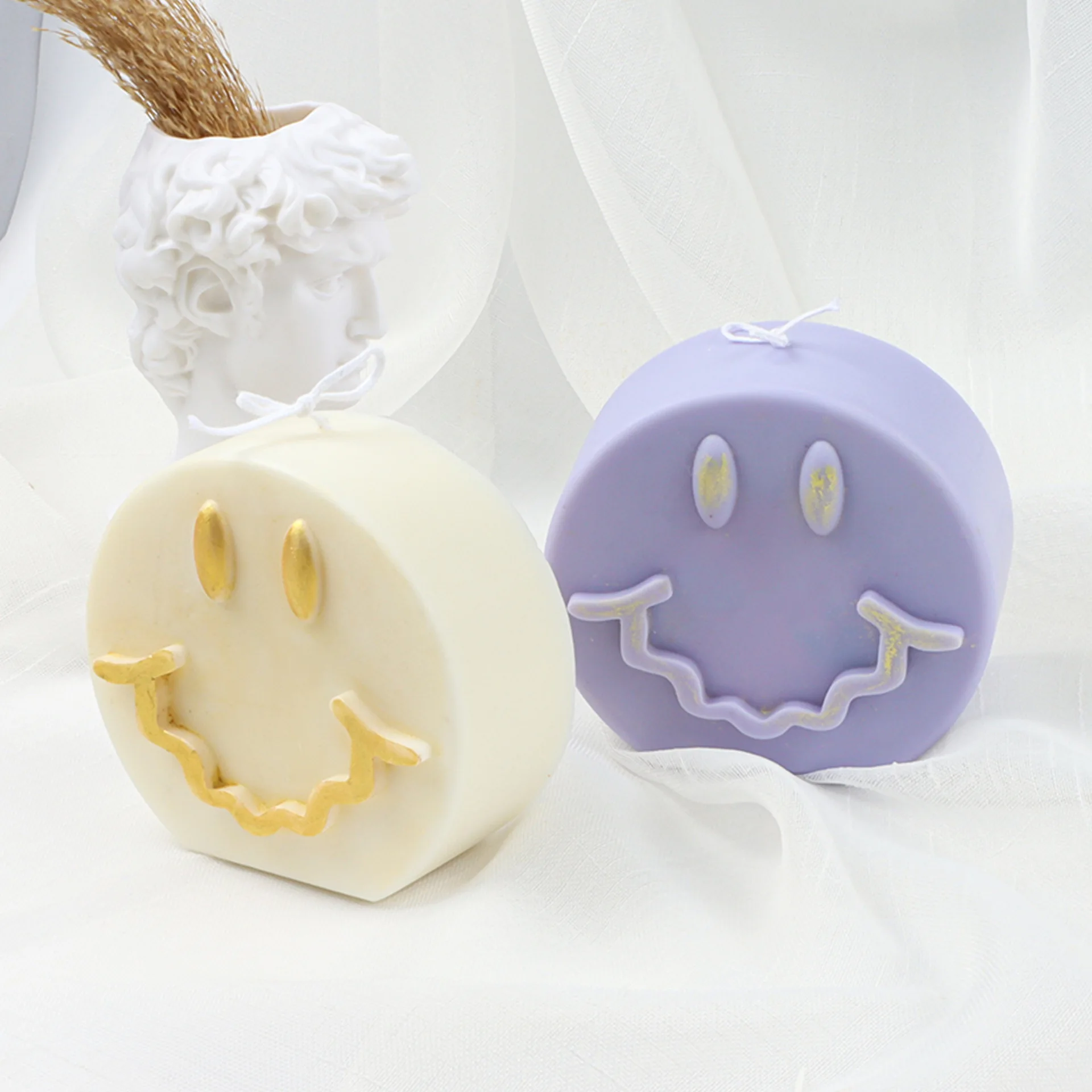 

Handmade Candle Mold Diy Scented Candle Making Supplies Smiley Silicone Scented Candle Mold Cake Tools Resin Mould